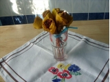 Moje roze z lisci  Klonu